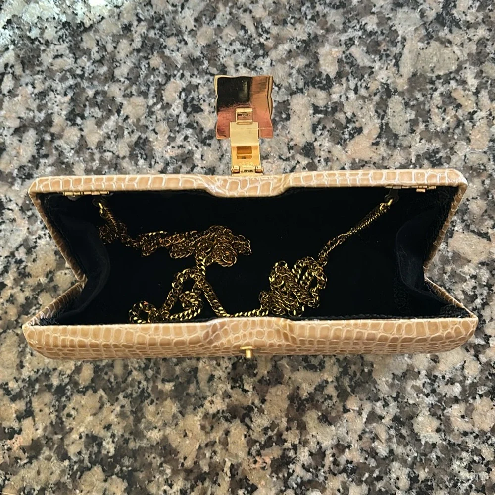 Hard shell Evening Bag Gold Alligator pattern rhizome clasp